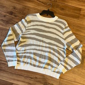 Womens Sweater size Large